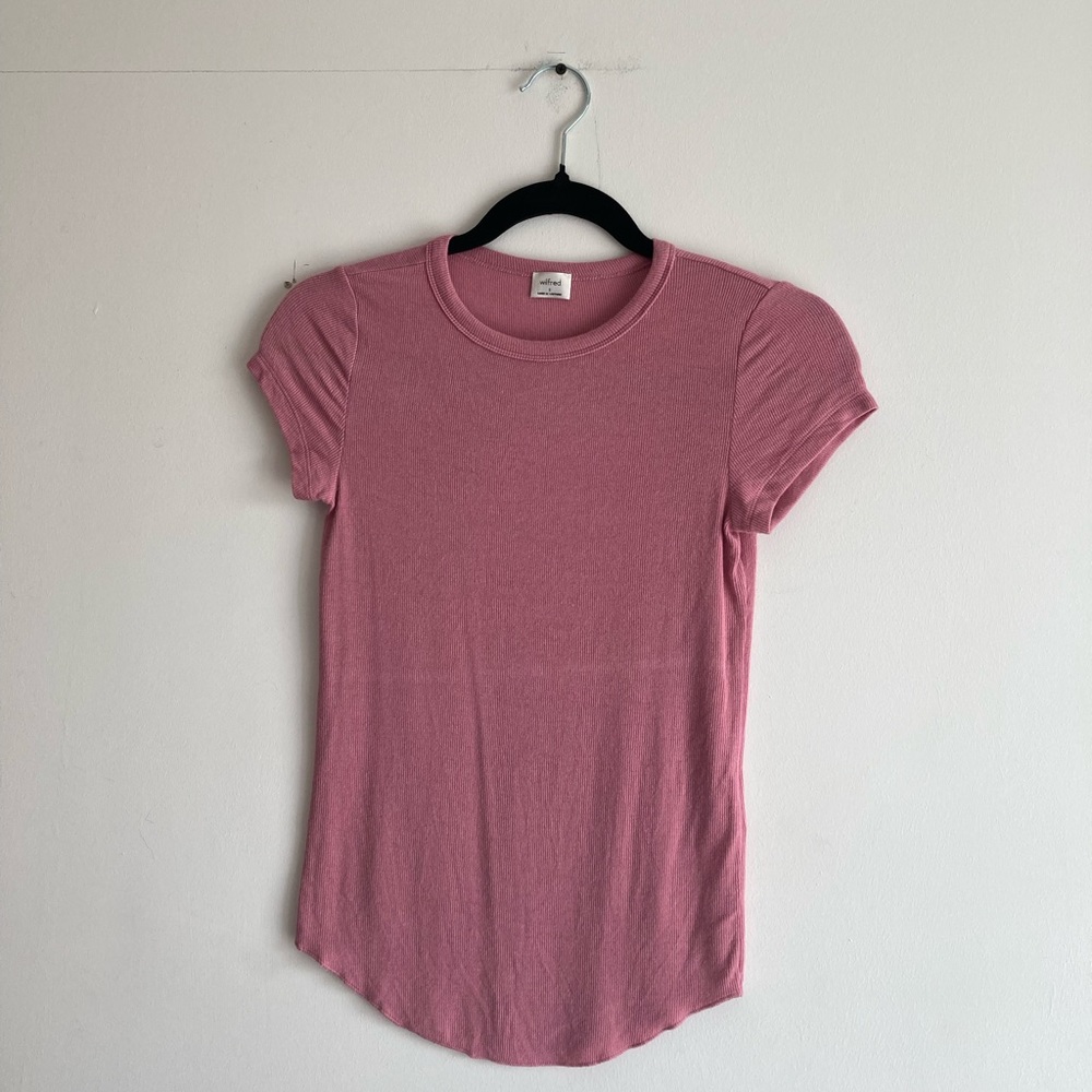 Aritzia wilfred t-shirt size small